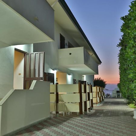 Cannotta Beach - Salina Terme Vigliatore Kültér fotó